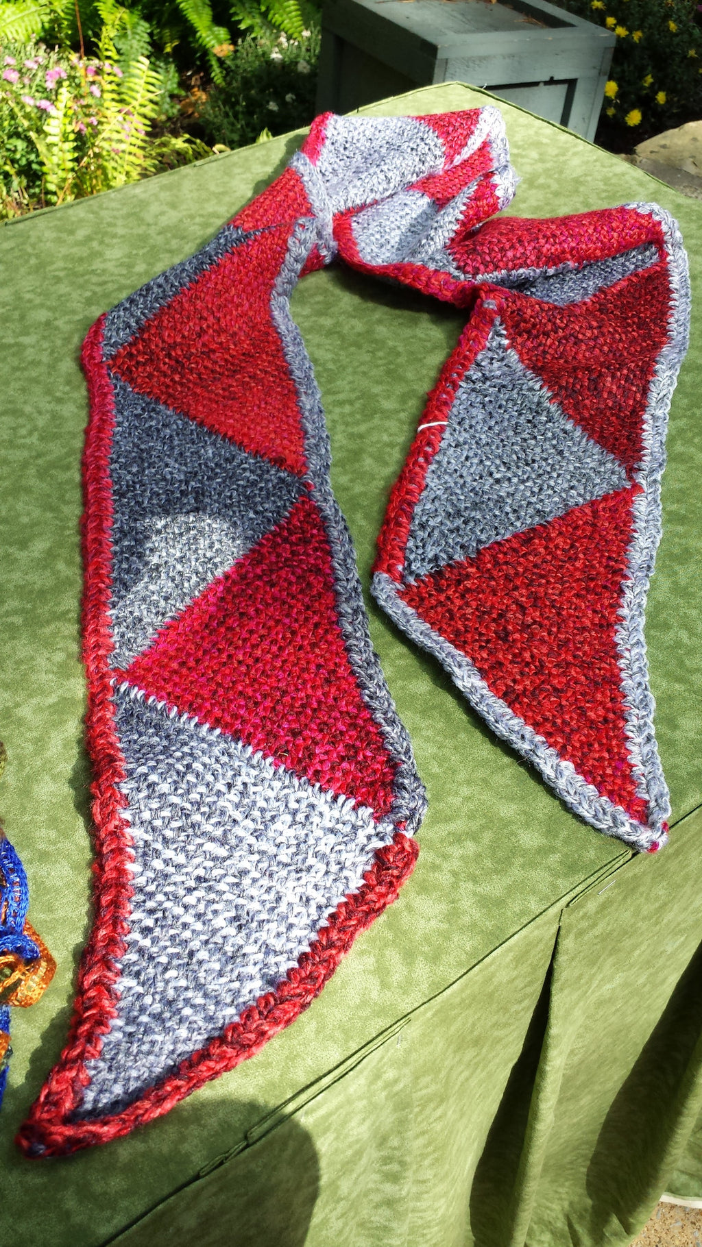 Scarf Pattern - Triangles All Around