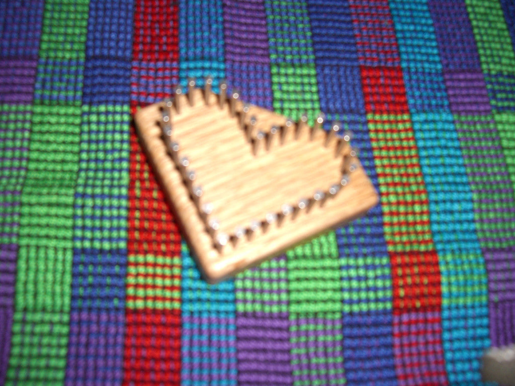 Video - Li'l Weaver Heart Loom