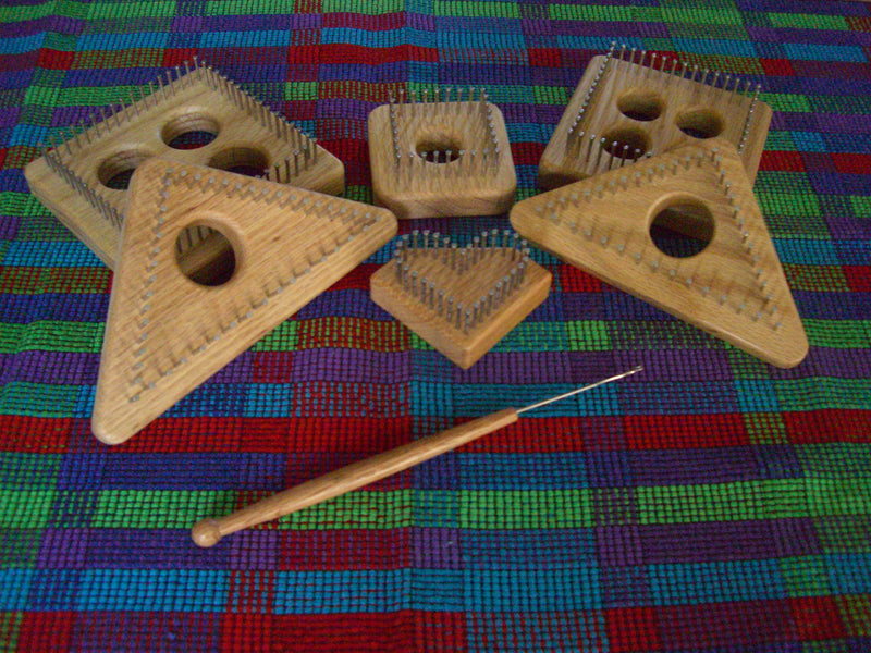 Li'l Weaver Latch Hook Weaving Tool--FREE SHIPPING